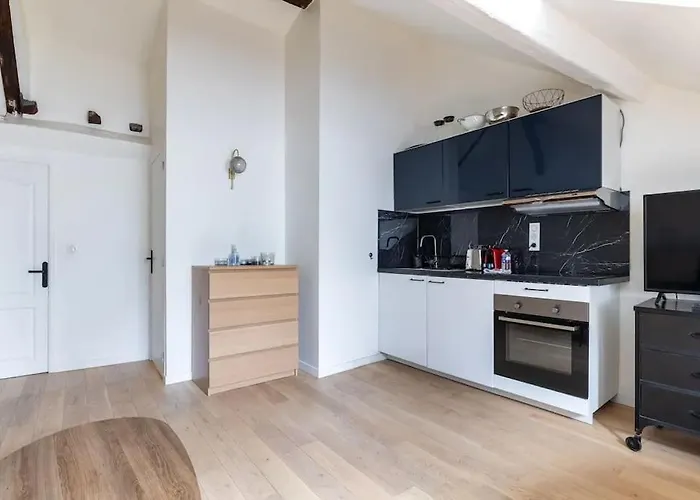 Grands Boulevards 52 Cosy 1br-4p Apartment