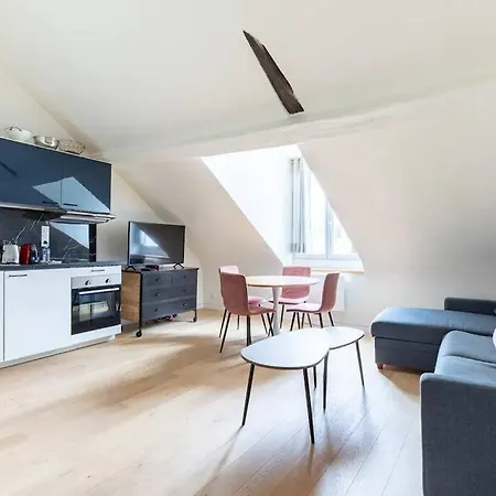 Grands Boulevards 52 Cosy 1br-4p Apartment Paris
